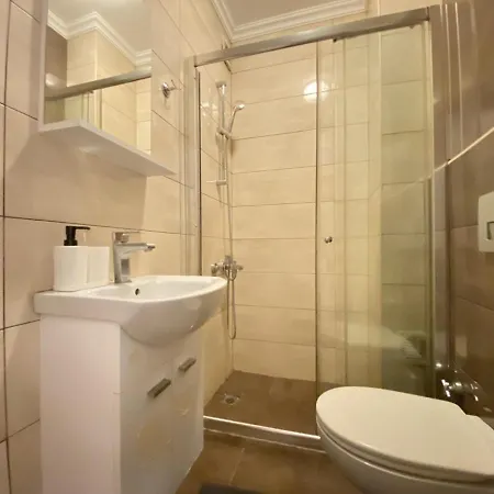 Hotel Meridian *